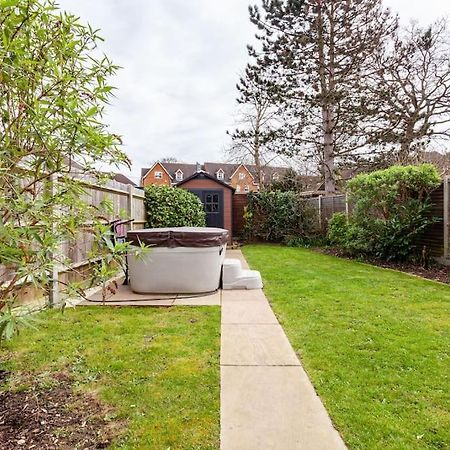One Bedroom Apartment, Driveway, Bracknell Centre Exteriör bild