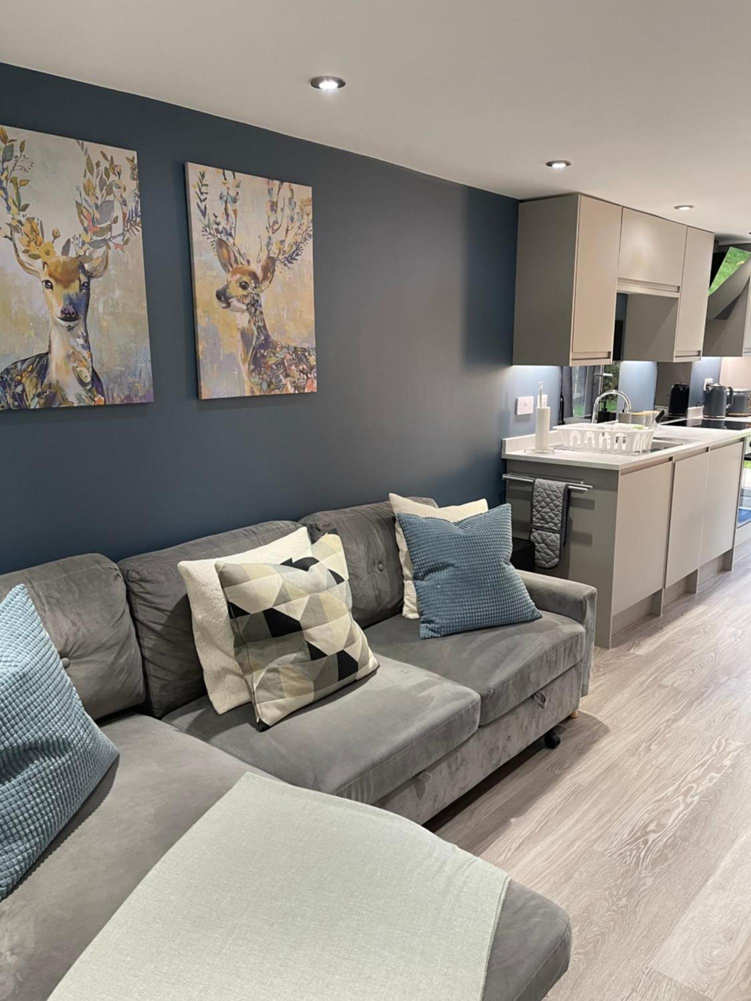 One Bedroom Apartment, Driveway, Bracknell Centre Exteriör bild
